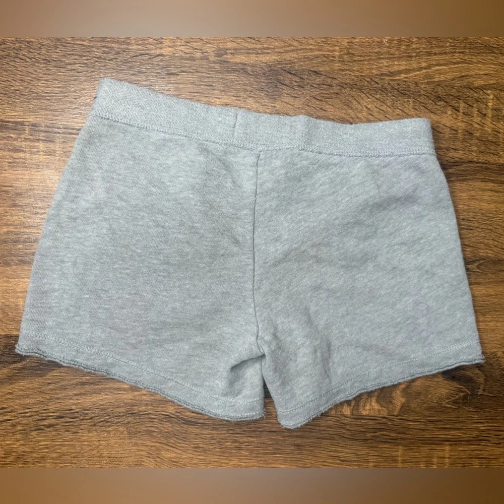Y2K Abercrombie kids grey athletic shorts size small